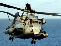 アメリカ海兵隊で活躍する超重量級ヘリコプター、CH-53E スーパー・スタリオン 画像