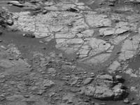 キュリオシティが火星表面にカルシウムの鉱床を発見 画像