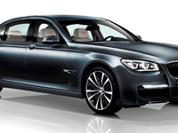 BMW 7シリーズに限定モデル V12 Biターボ を設定…544ps、2260万円 画像