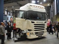 【東京トラックショー13】スカニアのトラックは人間工学に基づいて快適性を追求 画像