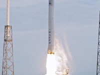 SpaceX ドラゴン補給船による3回目の国際宇宙ステーション補給は3月に延期 画像