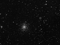 彗星探査機ロゼッタ 目的地チュリモフ・ゲラシメンコ彗星を撮影 着陸機フィラエも冬眠から回復 画像