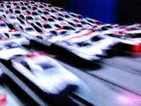 【トミカ博14】パトカー100台が滑走…トミカ警察緊急出動に子どもたち熱視線 画像