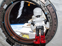 ロボット宇宙飛行士 KIROBO、2月11日に地球帰還 画像