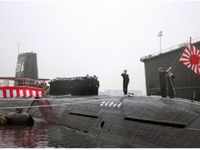 川崎重工、防衛省向け潜水艦「こくりゅう」を引き渡し 画像