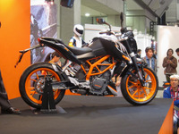 【東京モーターサイクルショー15】KTM、2台の250ccモデルをワールドプレミア 画像