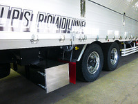ミシュラン XOne、アルプス運輸が採用…木材チップ輸送用車両の積載量確保に貢献 画像
