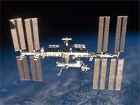 国際宇宙ステーションにデブリが接近、長期滞在クルーが退避行動 画像