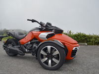 【Can-Am Spyder F3 / RT】クルマの免許で乗れて、体格も問わない新世代の3輪車 画像