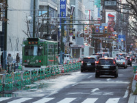 札幌市電、ループ化後の環状便終発は22時台に…軌道敷には横断防止柵を設置 画像