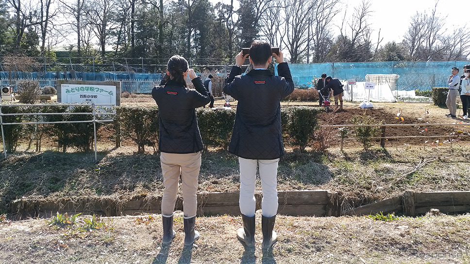 埼玉県宮代町の複合観光農園「新しい村」で3月に行われたホンダ新型耕うん機シリーズ体験会