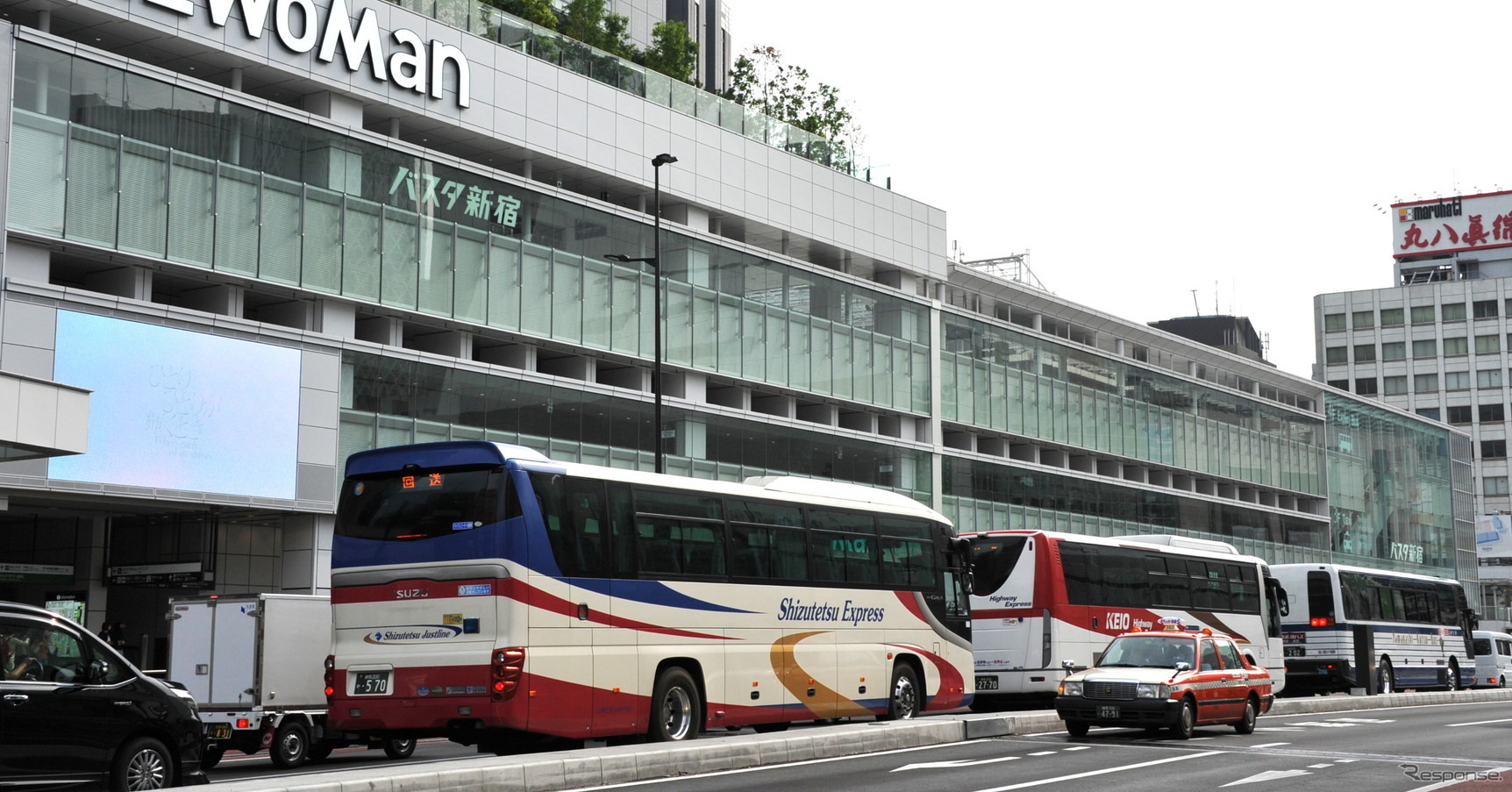 成田空港国内線なみの利用者だが、トイレが少ない「バスタ新宿」（渋谷区千駄ヶ谷）