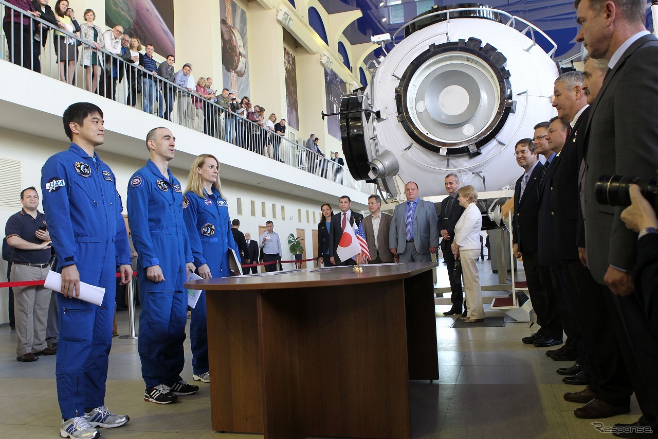 ガガーリン宇宙飛行士訓練センター（GCTC）にて最終試験に臨むソユーズ宇宙船クルー