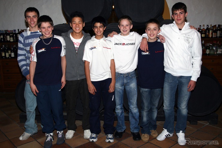 CEV（スペイン選手権）参戦の生徒たちと　(c) ヴェガ・インターナショナル / IDEMITSU Honda Team ASIA