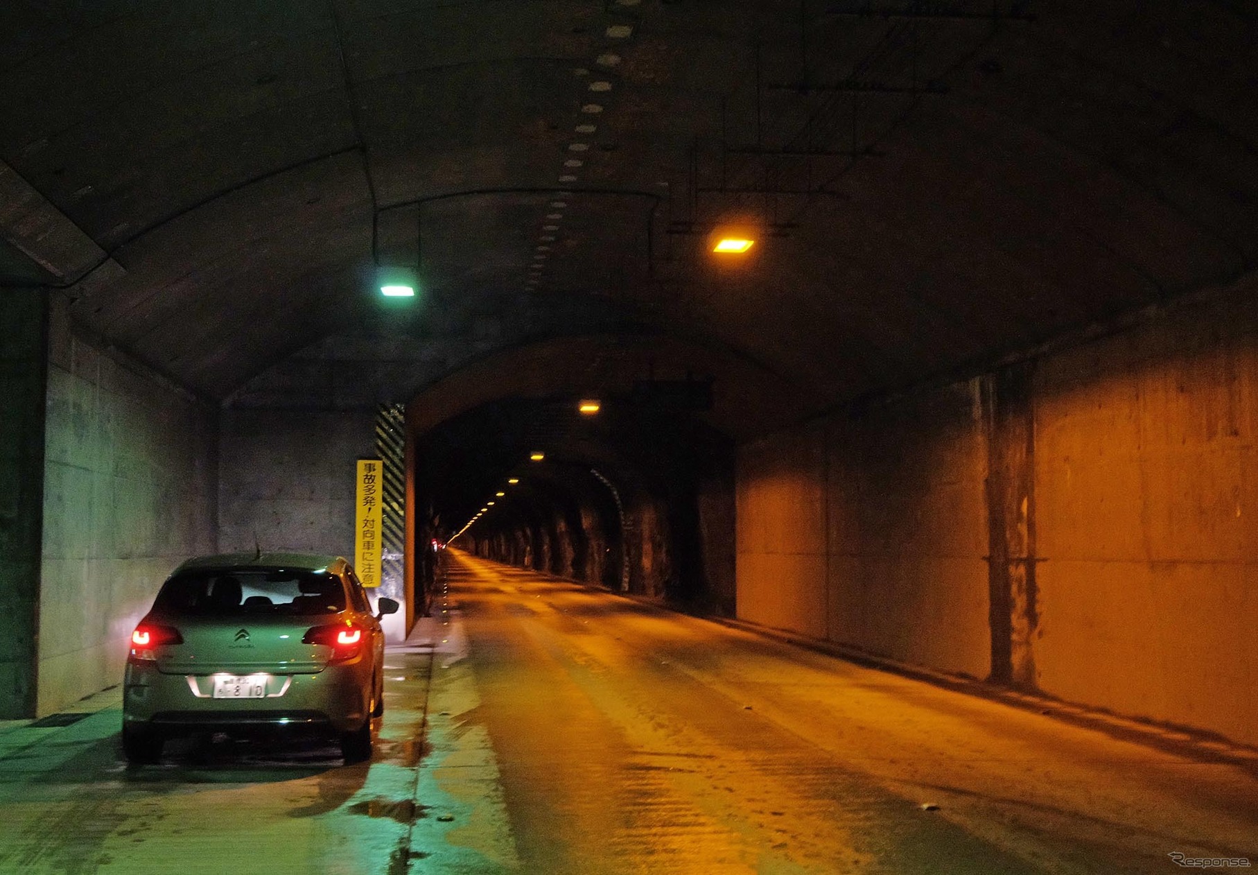 シルバーラインは長短19個のトンネルが続くルート。とくにルート後半のトンネルは長く、しかもトンネル同士の切れ目もごくわずかなため、10kmにわたって電源開発トンネルをくぐりっぱなしというイメージ。