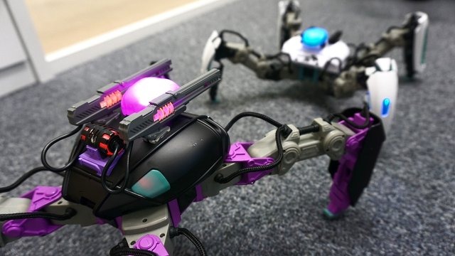 【レポート】現実世界で戦うARロボット「メカモン」登場 ― カスタマイズや対戦も可能で、大会もサポート予定