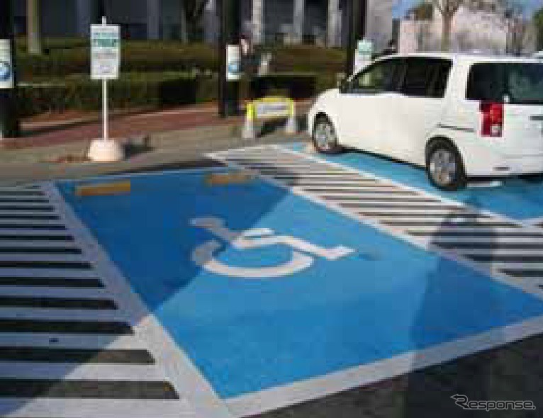 福島県立医科大学付属病院の障害者用駐車場