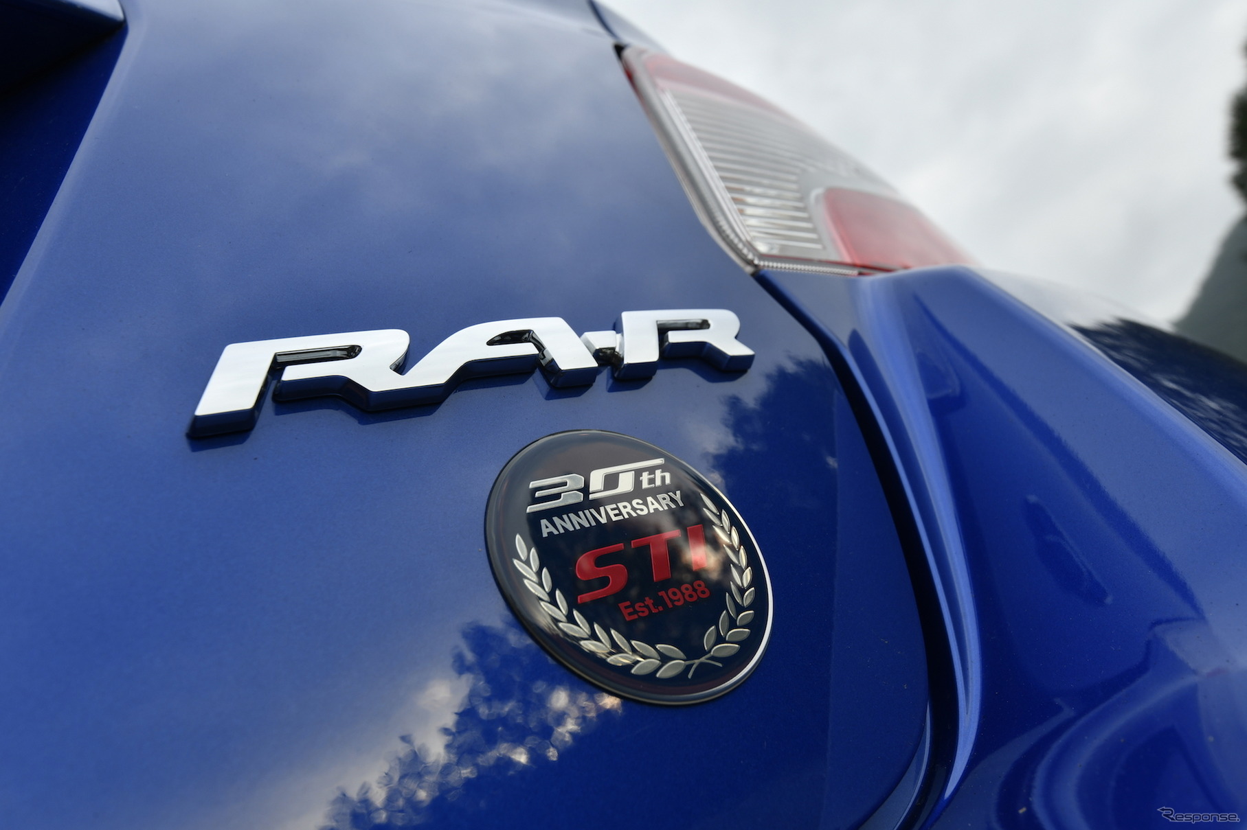 スバル WRX STI 最速のコンプリートモデル「RA-R」