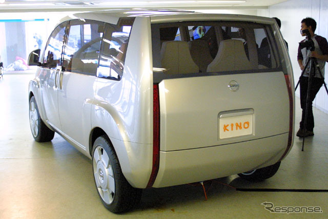 【東京ショー2001出品車】欧州でまとめた空間系のコンパクトミニバン、日産『KINO』