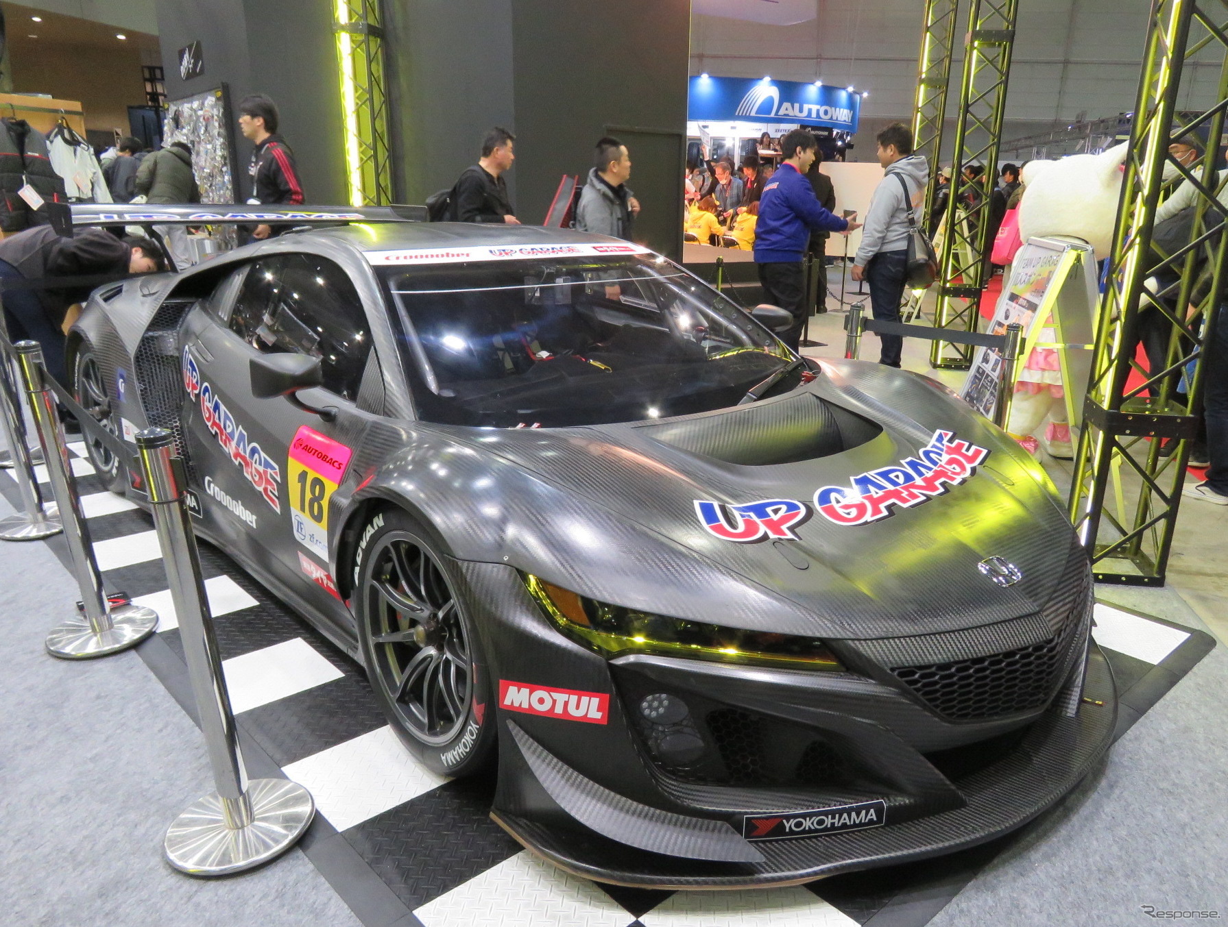 UPGARAGE（#18）は今季、NSX GT3にスイッチ。