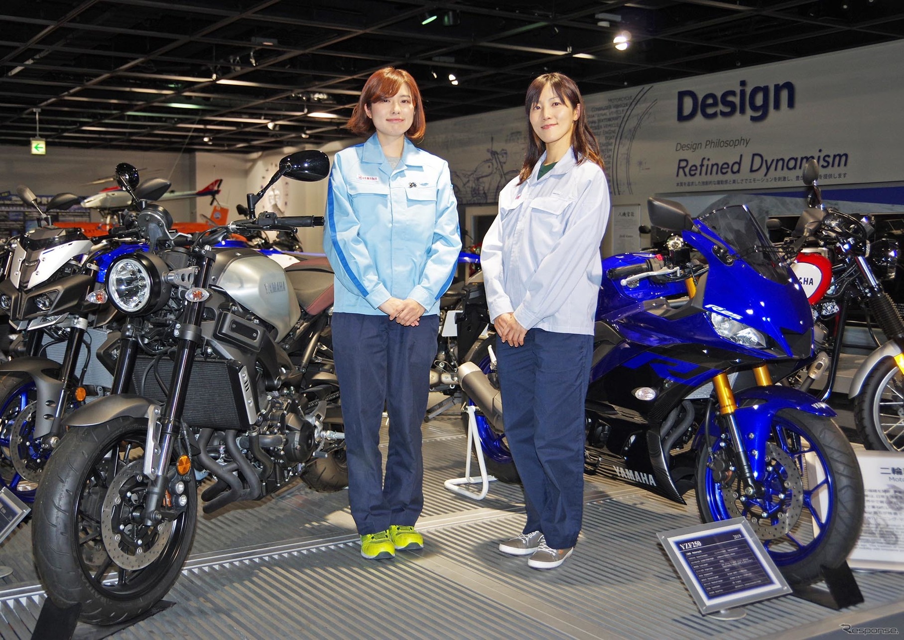 ヤマハ発動機の女性エンジニア、渡邊真帆さん（左）と神谷久美子さん（右）