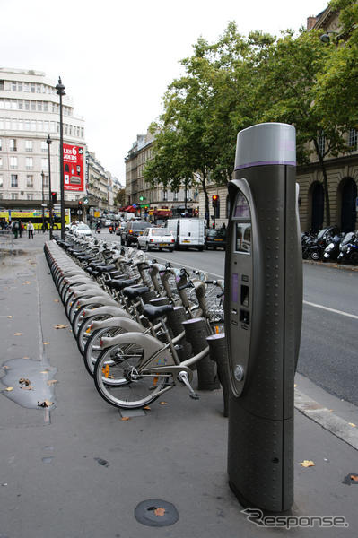 パリの自転車レンタルシステム「Velib」を利用してみる…写真蔵