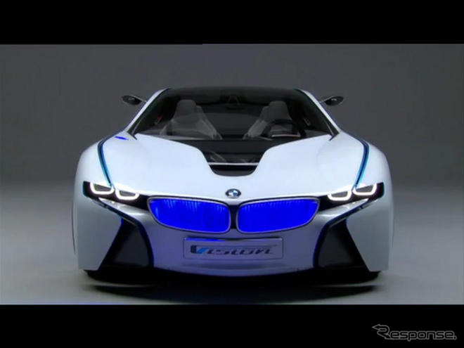 BMWコンセプトカーとツーショット撮影　6月30日まで