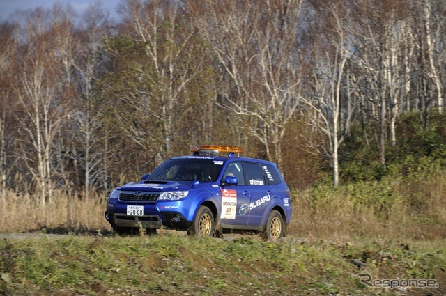 2008年WRC第14戦ラリージャパンインフォメーションカー（2008年スバル・フォレスター）