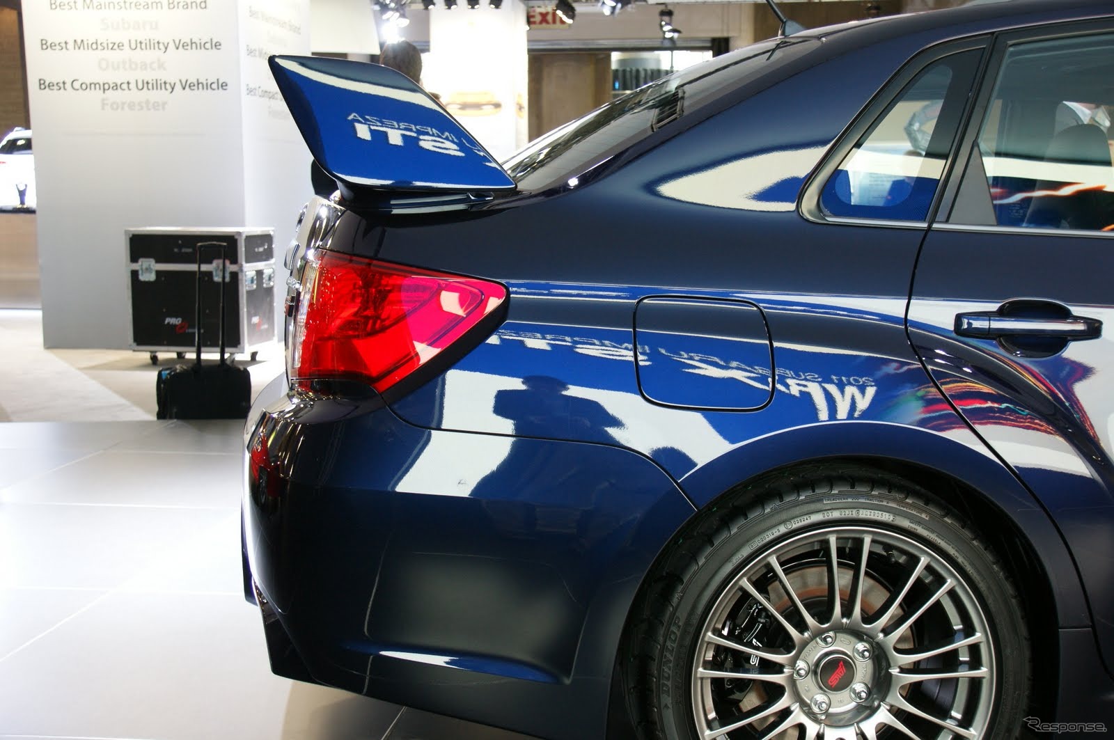 スバル インプレッサWRX STI（4ドアセダン）