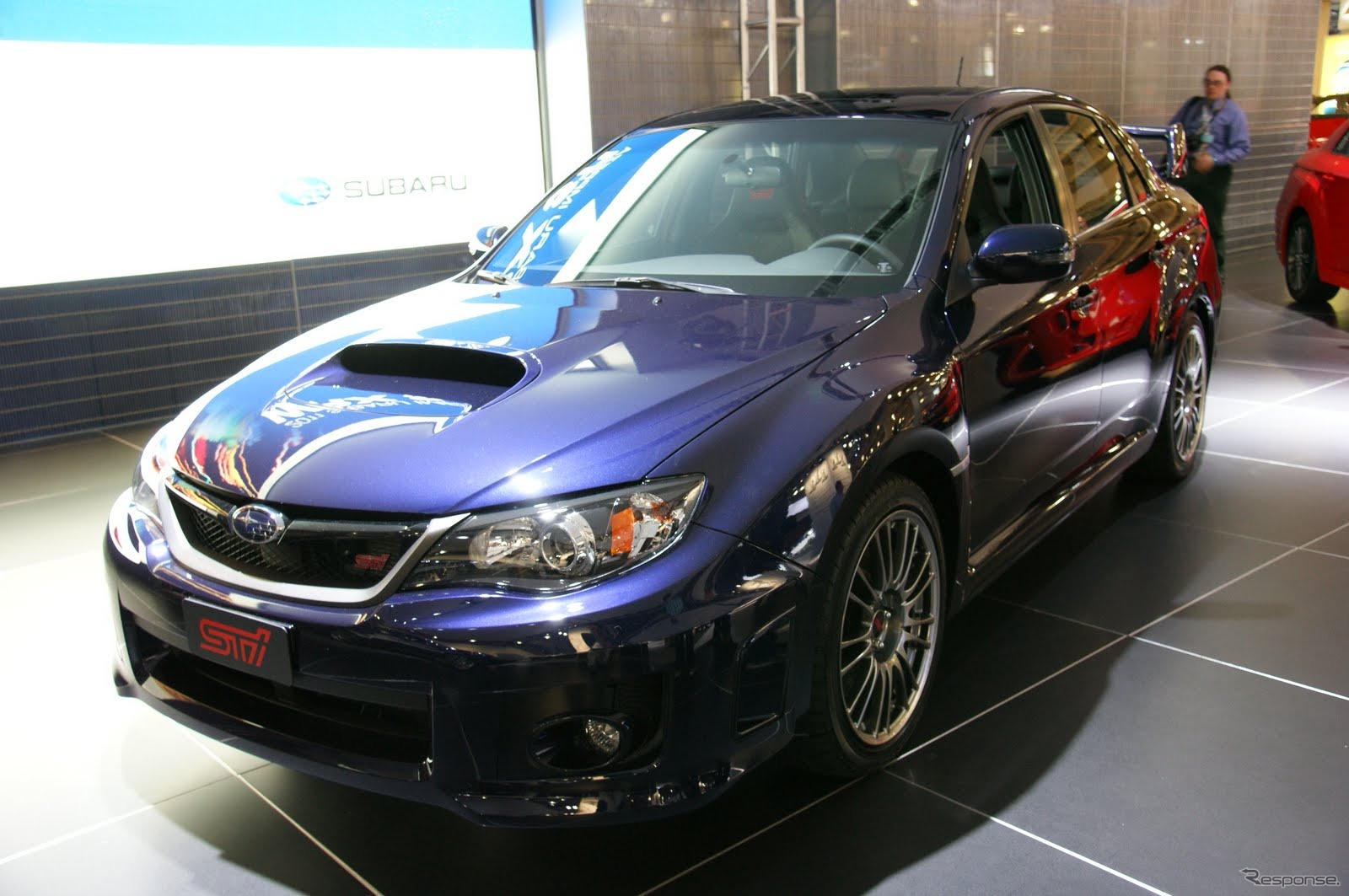 スバル インプレッサWRX STI（4ドアセダン）