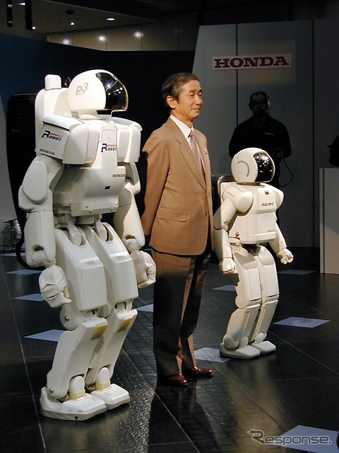 【踊る!! ホンダ】新型ロボット『ASIMO』が見せる未来のクルマ