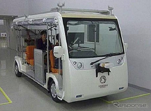 後輪にアキシャルギャップ型SRモータを適用したインホイール方式の電気バス