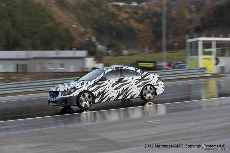AMGが公開したメルセデスベンツ CLA のティーザー画像