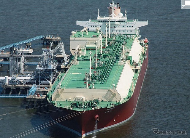 LNGを積む世界最大の12万t級タンカー「Q-Max」
