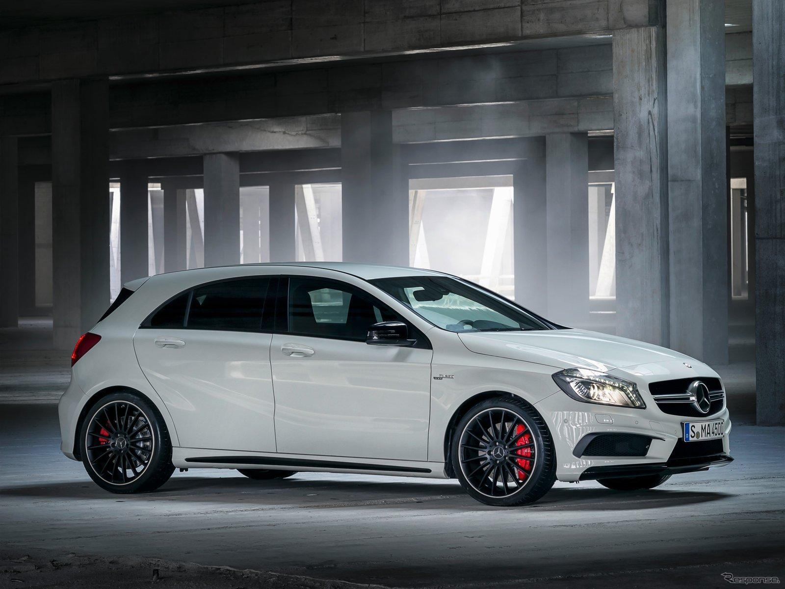 メルセデスベンツ A45 AMG