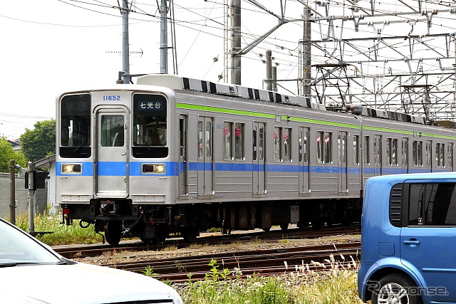 東武鉄道は野田線に「東武アーバンパークライン」の路線愛称名を導入すると発表。写真は同線を走る10030系。