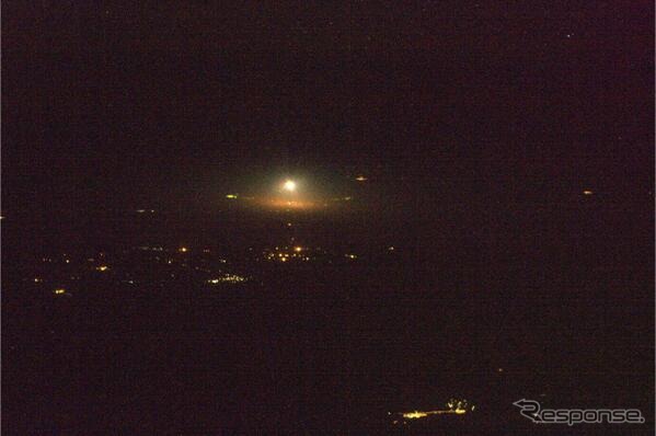 リック・マストラッキオ宇宙飛行士がISSから撮影した、ソユーズ TMA-12Mの打ち上げの様子。