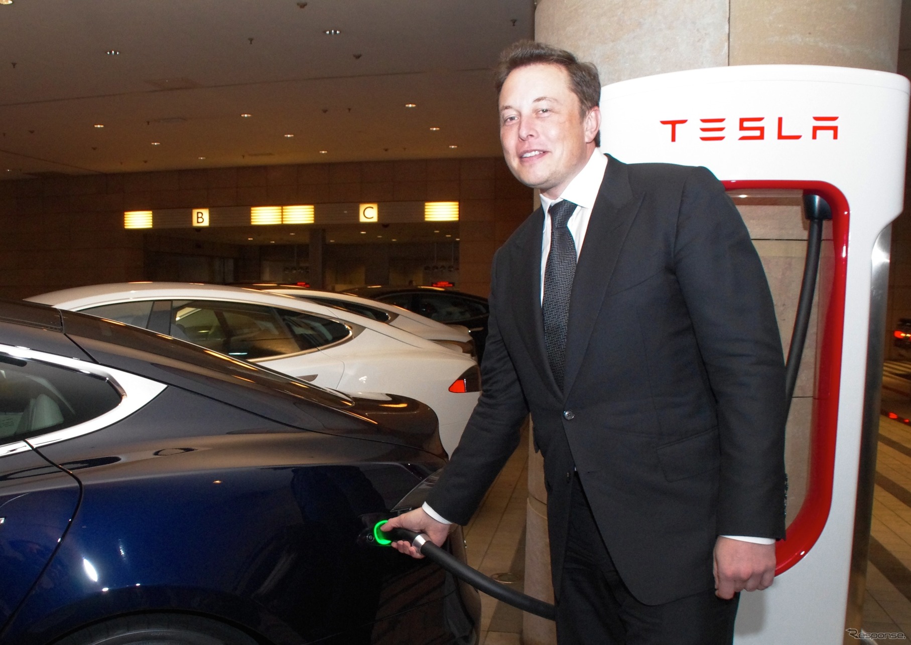 テスラモーターズ イーロン・マスクCEO