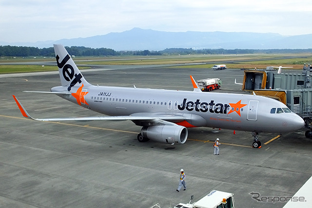 熊本に到着したジェットスター・ジャパンA320（JA11JJ）　（参考画像）