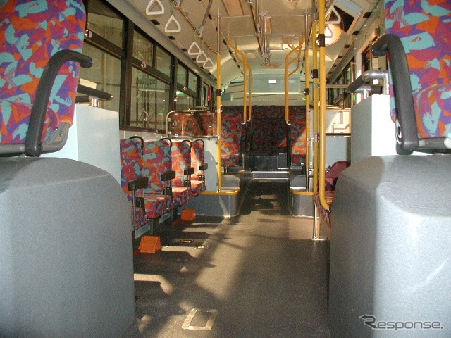 バス業界統一へ第一歩、ノンステップバス標準仕様