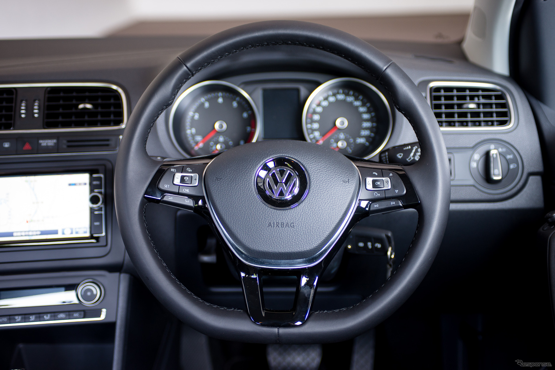 VW ポロ「コンフォートライン アップグレード パッケージ」