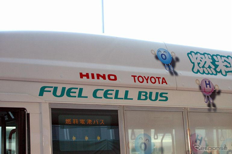 セントレア周辺で燃料電池バスの公道試験を開始