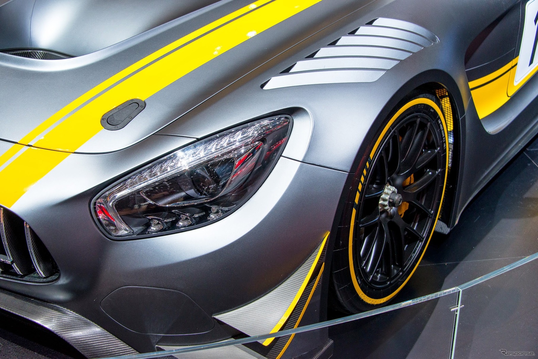 メルセデス-AMG GT3 レースカー（ジュネーブモーターショー15）