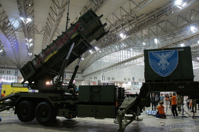 防衛省・在日米軍ブースに展示された「ペトリオットミサイル発射機」、一般のイベントで展示されるのは初めて。