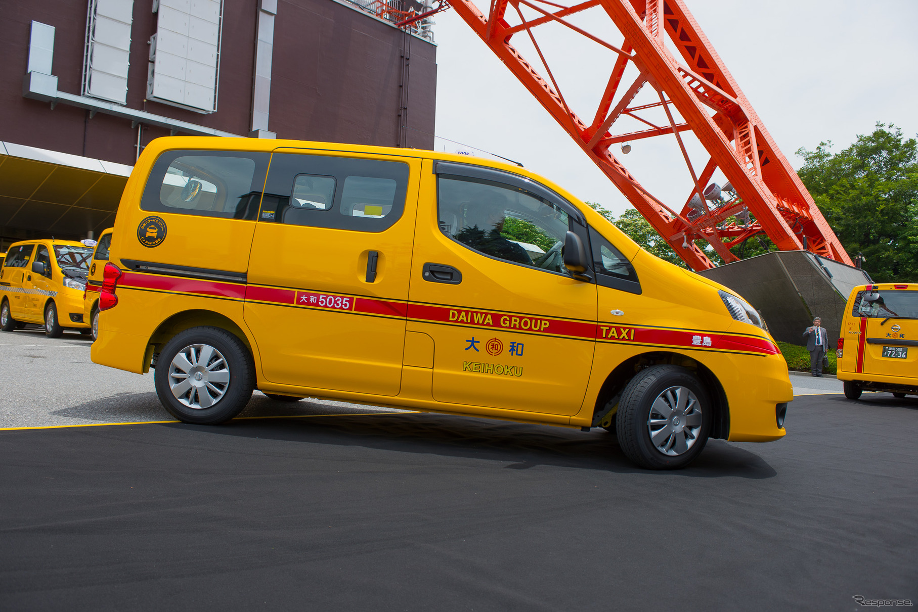 日産 NV200タクシー