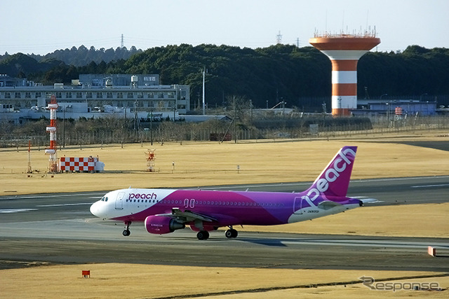 ピーチ A320-200
