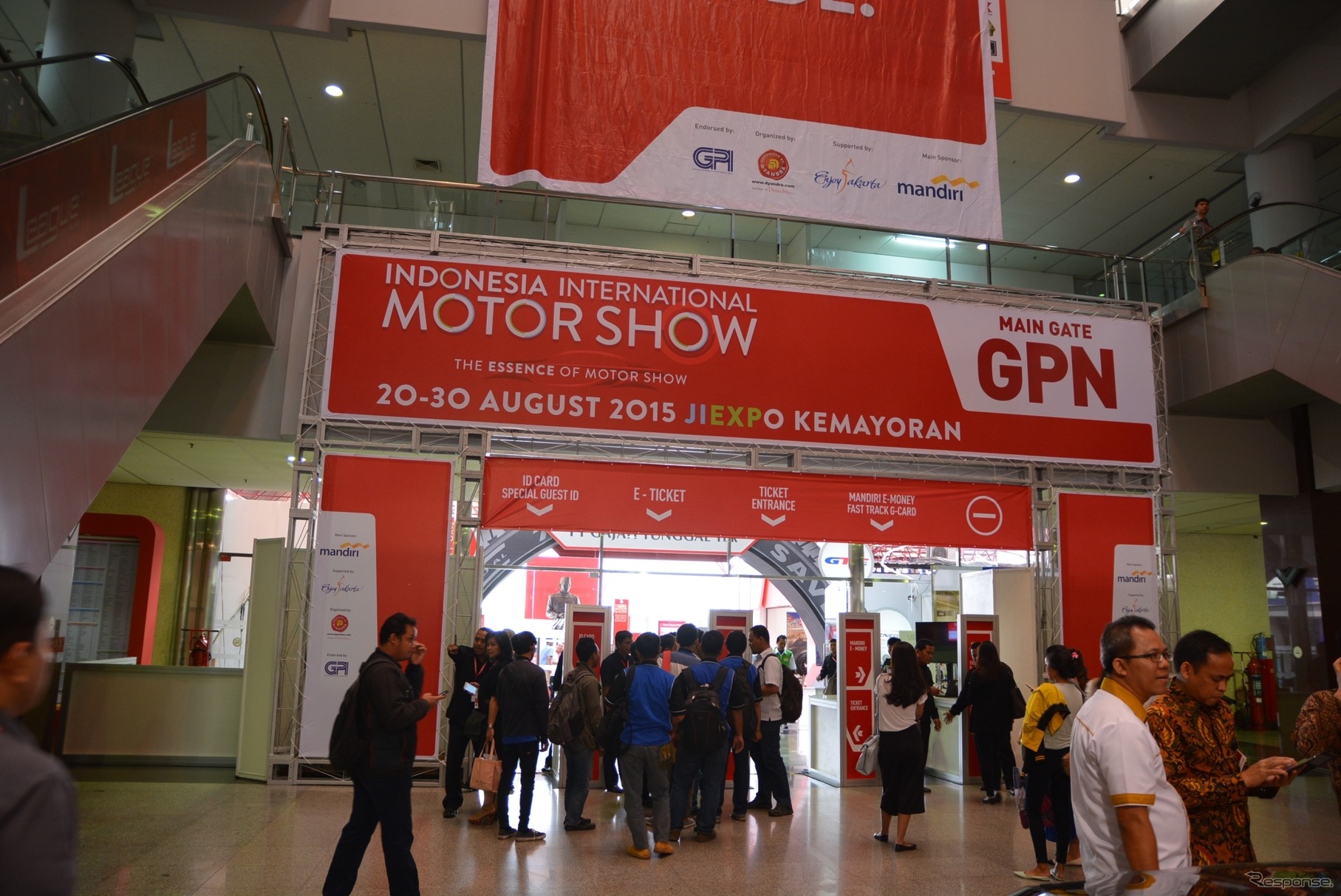 インドネシア国際モーターショー（IIMS）2015