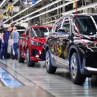 BMW、『X1』と『X2』の工場で生産能力拡大へ…「ノイエ・クラッセ」の生産も準備