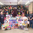 ロンドン交通局、おもちゃの忘れ物を恵まれない子供たちに寄贈