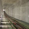 地下緩行線トンネル。一部は線路の敷設が完了している。